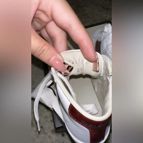 Gucci Leather Upper Rubber Sole - Picture 6 of 7